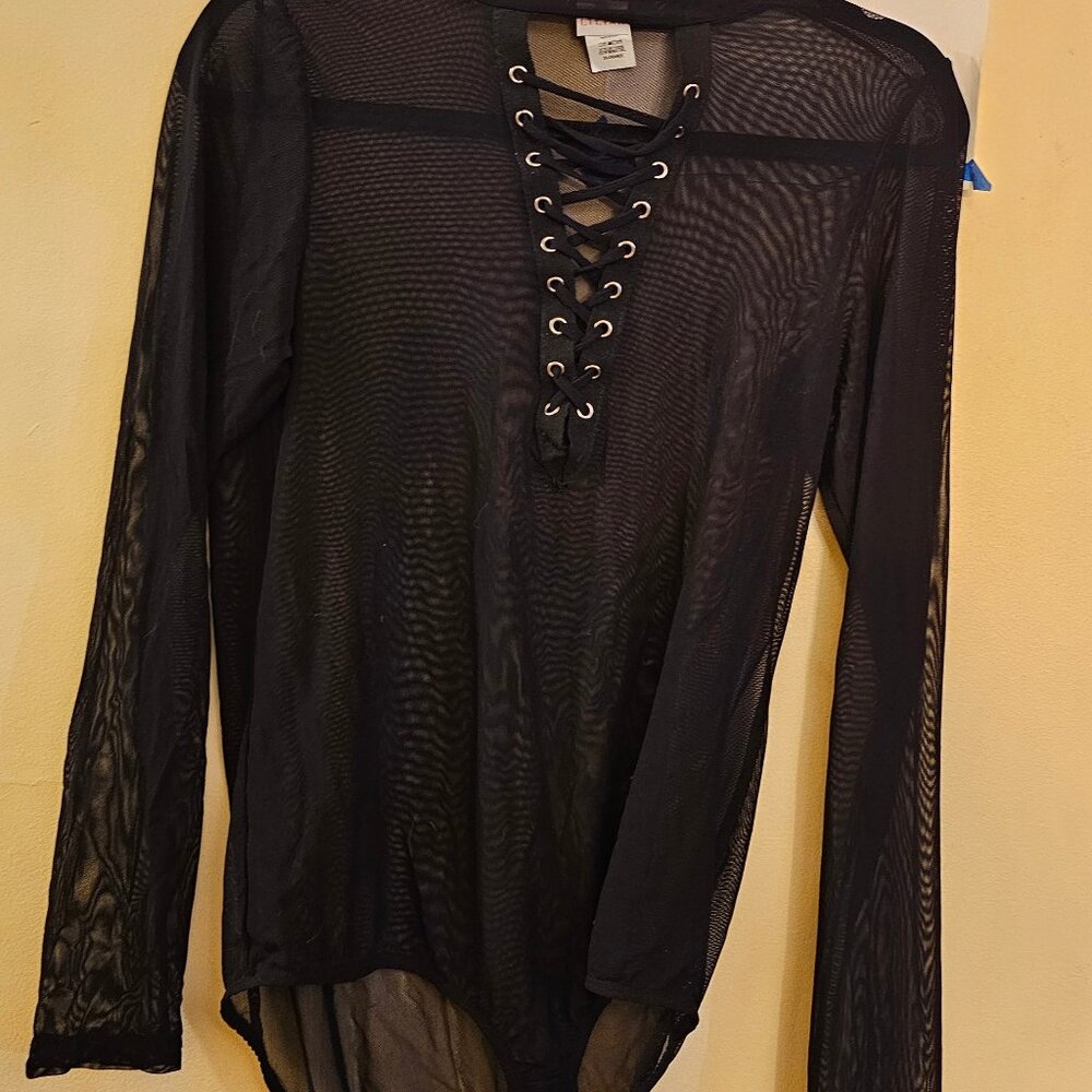 Mesh body suit with corset neck